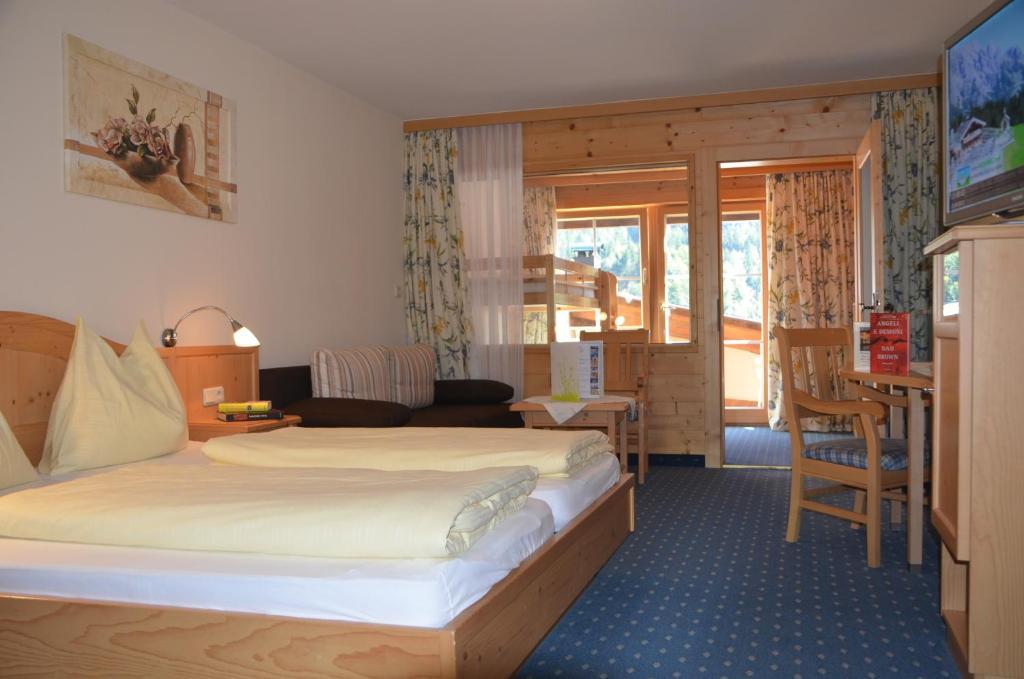 Landhotel Kirchenwirt Unken Habitación foto