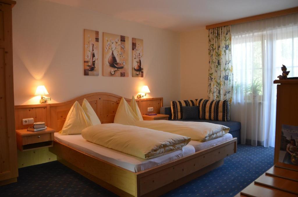 Landhotel Kirchenwirt Unken Habitación foto